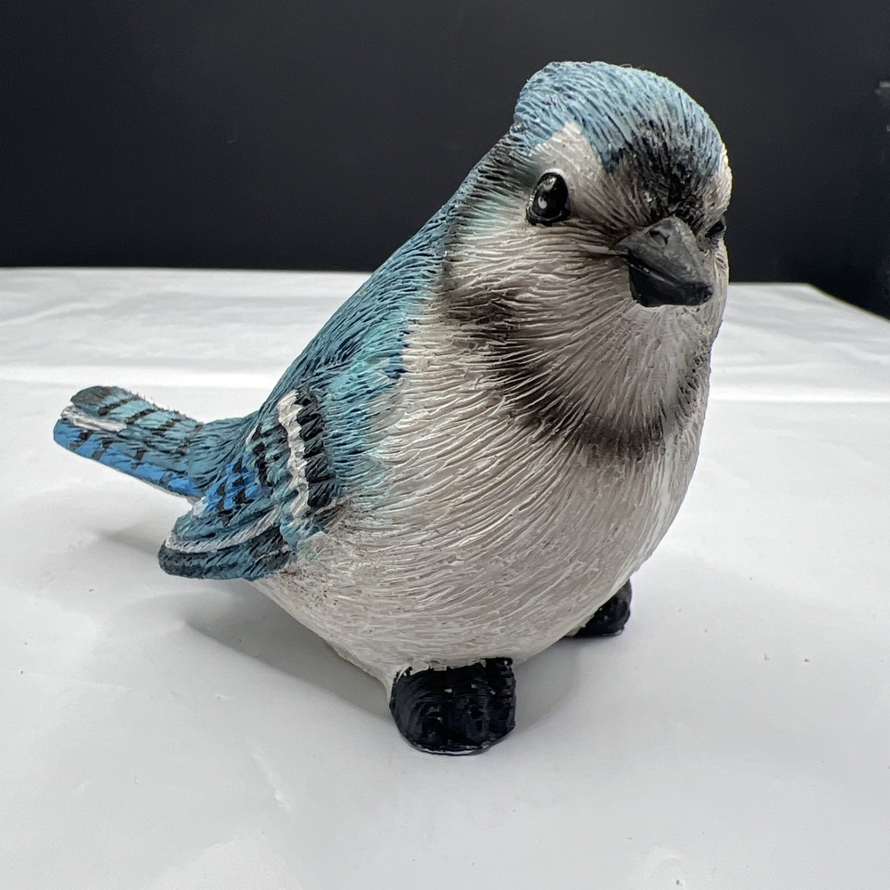 Leaf & Petal Textured Blue Jay Bird Figurine Painted Resin Garden Shelf Decor